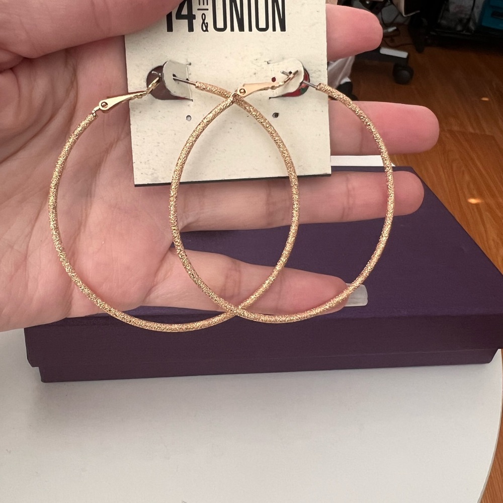 Earrings Bundle - Picture 3 of 5